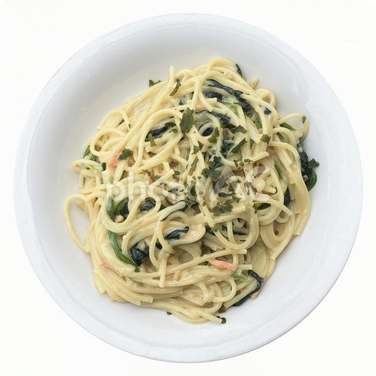 鮭とほうれん草のパスタ（PSDは切抜）1 パスタ,スパゲティ,ほうれん草の写真素材