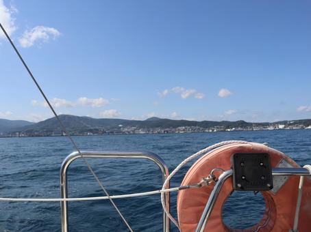 ヨットでクルージング ヨットでクルージング 北海道,小樽港,ヨットの写真素材