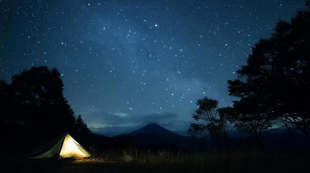 星空とテント 星空とテントの写真