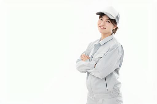 若い女性 作業着 若い女性 作業着 女性,人物,作業服の写真素材