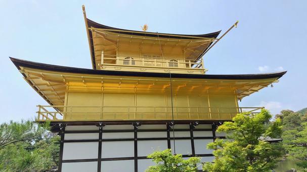 京都・金閣寺見上げ_2025_5月 京都・金閣寺見上げ_2025_5月 金閣寺,鹿苑寺,京都の写真素材