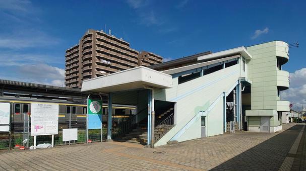 JR内房線　君津駅　千葉県君津市 君津駅,jr,駅舎の写真素材