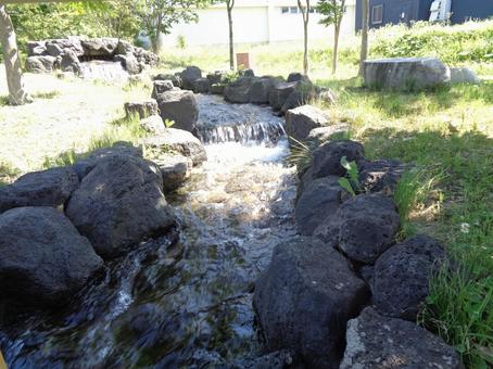 北海幹線用水路 遊緑通り 北海幹線用水路 遊緑通り 小川,滝,公園の写真素材