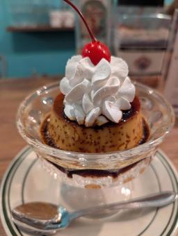 プリン プリン,カフェ,硬めプリンの写真素材