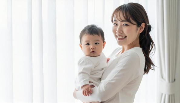 日本人のお母さんと子供 赤ちゃんと母親 日本人のお母さんと子供 赤ちゃんと母親の写真