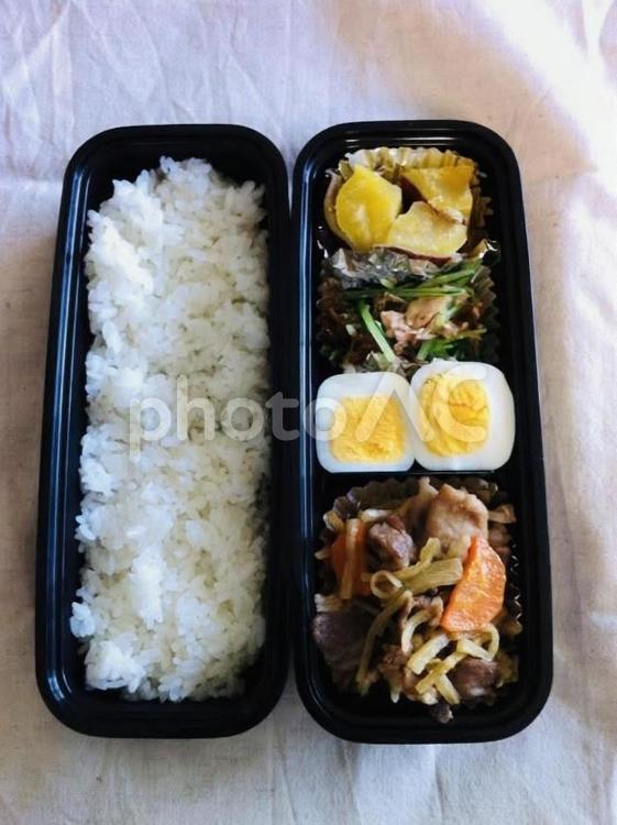 男子中学生のお弁当 お弁当,弁当,中学生の写真素材