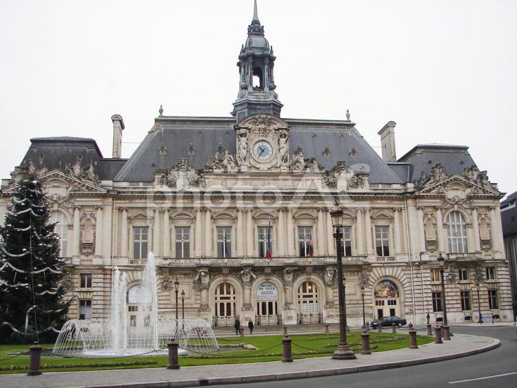 フランス　冬のトゥール　市庁舎　 フランス,トゥール,ロワール地方の写真素材
