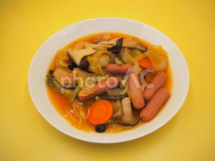 ケチャップのトマト鍋・家庭料理・皿に盛る トマト鍋,ケチャップ,トマトケチャップの写真素材