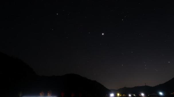秋の夜長に広がるオリオンの宇宙 秋の夜長に広がるオリオンの宇宙の写真