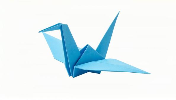 水色の折り鶴 折り紙 (背景透過) 水色の折り鶴 折り紙 (背景透過)の写真