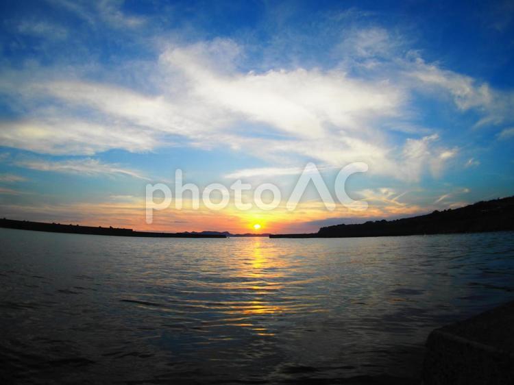 夏の海と夕焼け空 海,夕焼け,夏の写真素材