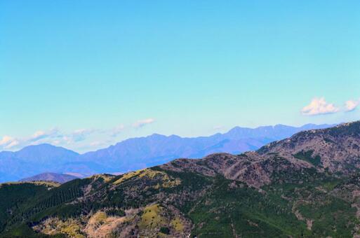 連なる山々と稜線 山,山々,稜線の写真素材