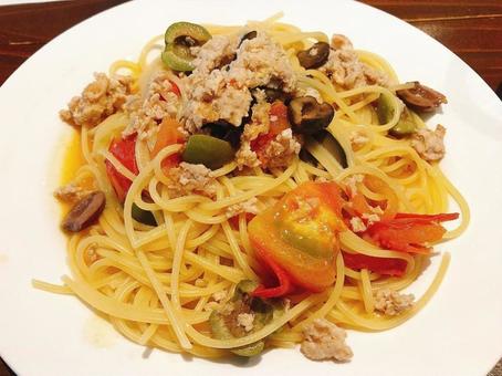 日本、イタリア料理店のスパゲティ 日本、イタリア料理店のスパゲティの写真
