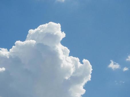 夏の青空 夏の青空 青空,夏の空,夏の写真素材