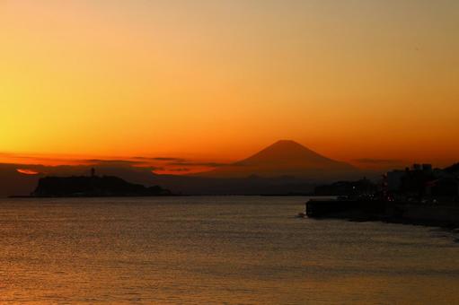 富士山 富士山,赤富士,神奈川県の写真素材