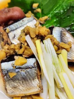 サンマの梅煮1 サンマの梅煮1の写真