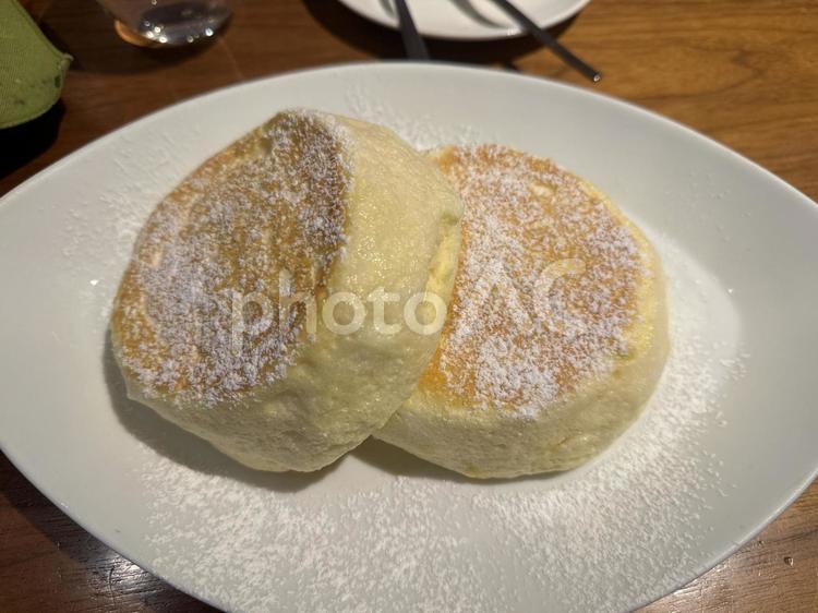 カフェのスフレパンケーキ　 カフェ,ふわふわ,パンケーキの写真素材