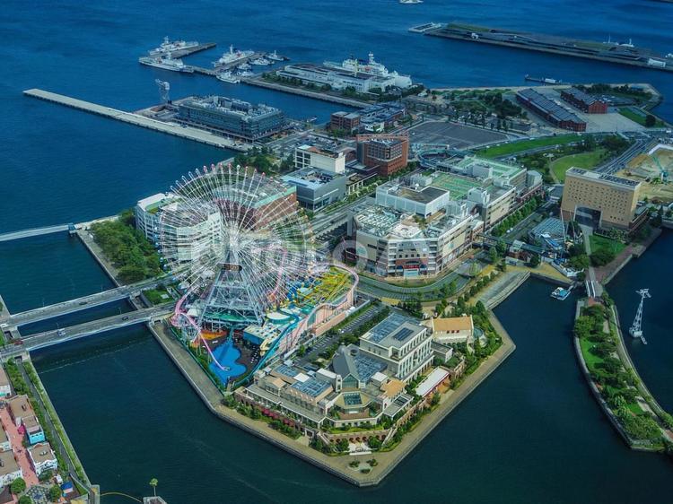 【神奈川県】横浜ランドマークタワーから見たみなとみらい 横浜ランドマークタワー,横浜,みなとみらいの写真素材