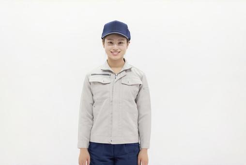 若い女性 作業着 若い女性 作業着 女性,ビジネスウーマン,作業服の写真素材