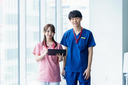 病院で働く医療スタッフ 病院,医師,看護師の写真素材