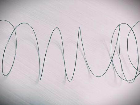 ワイヤーアート（ステンレス針金）３ ワイヤーアート,ワイヤー,針金の写真素材