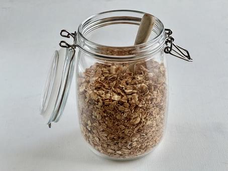 朝食｜グラノーラ グラノーラ,シリアル,朝食の写真素材