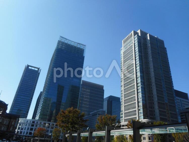 丸の内の高層ビル群（東京駅前より） 丸の内,ビジネス,都市の写真素材