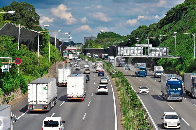 都市をつなぐ動脈　高速道路の今 道路,ハイウェイ,道の写真素材