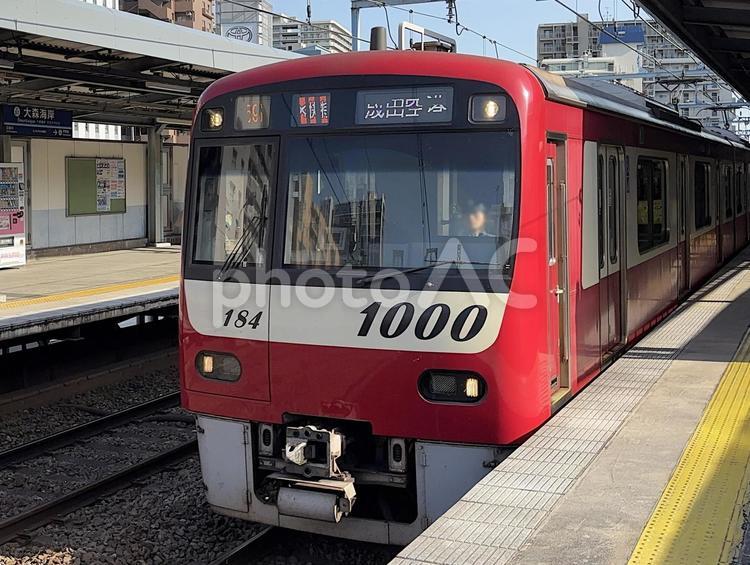 大森海岸駅に停車中の京急1000形 京急,京浜急行,京浜急行電鉄の写真素材