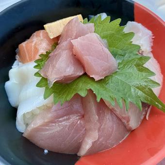 海鮮丼 海鮮丼の写真