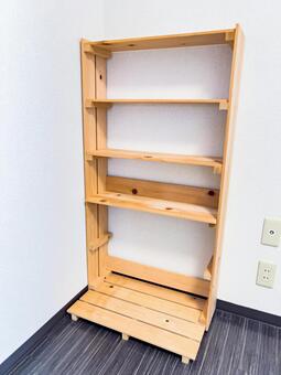 DIYのシンプルな木製オープンラック 木製ラック,オープンラック,ウッドラックの写真素材