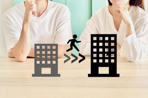 転職・キャリアアップを考える男性と女性 男性,転職,女性の写真素材