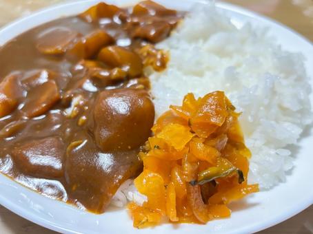 カレーライスと福神漬け カレーライスと福神漬けの写真