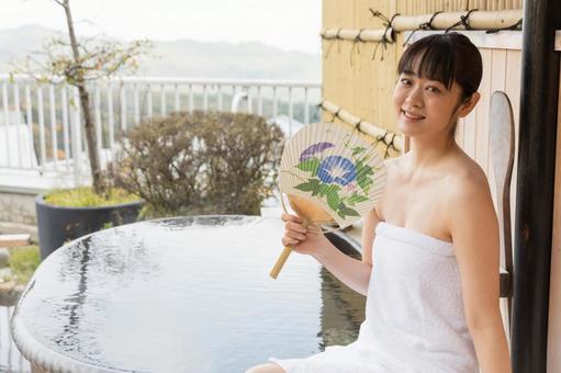 温泉女子イメージ 温泉女子イメージ 女性,温泉,人物の写真素材
