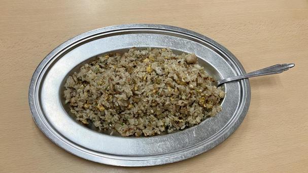 レトロな皿の焼き飯 チャーハン,炒飯,焼き飯の写真素材