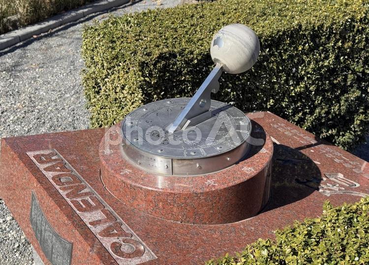 不忍池弁天堂　日時計 日時計,影,アナログの写真素材