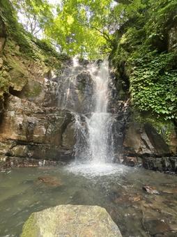 Mountain waterfall, JPG Mountain waterfall, JPG