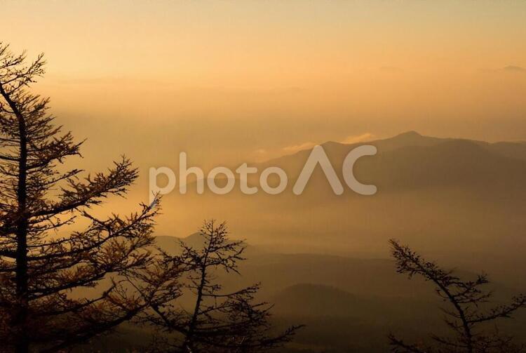 夕暮れ 日暮れ,暁,雲の写真素材