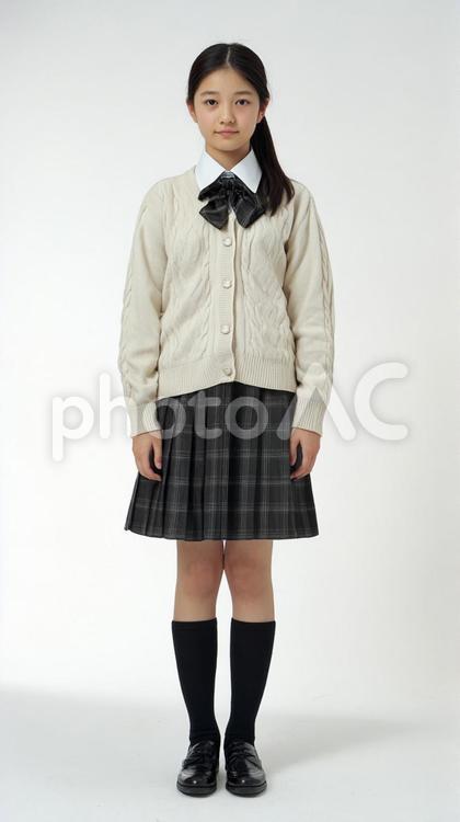 学生服を着た女の子の全身ショット 女の子,人物,ポートレートの写真素材