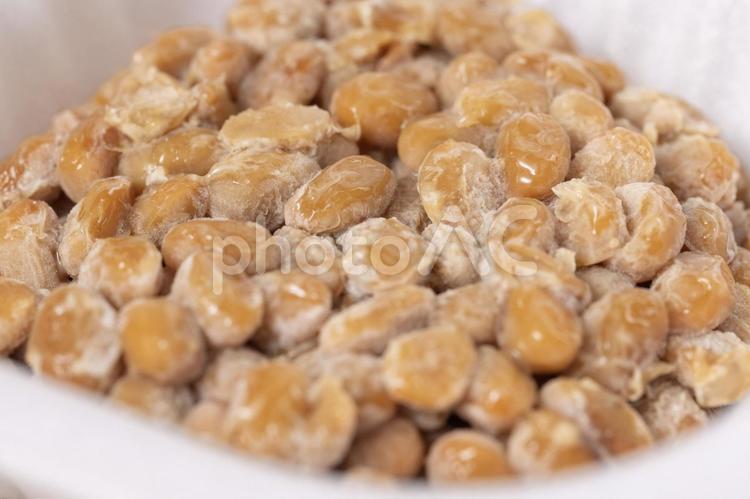 プレーンな納豆のイメージ3 なっとう,容器,発泡スチロールの写真素材