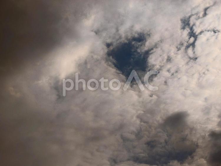どんよりとした曇り空 曇り,どんより,雲の写真素材