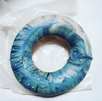 青いドーナツ 青いドーナツの写真