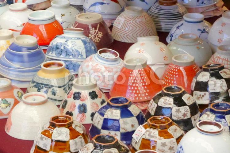 店頭に並べられた茶碗 茶碗,店頭,販売の写真素材
