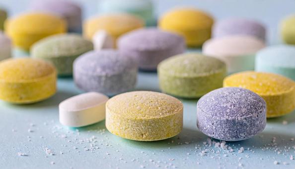 ラムネ菓子、タブレットキャンディー ラムネ菓子、タブレットキャンディーの写真