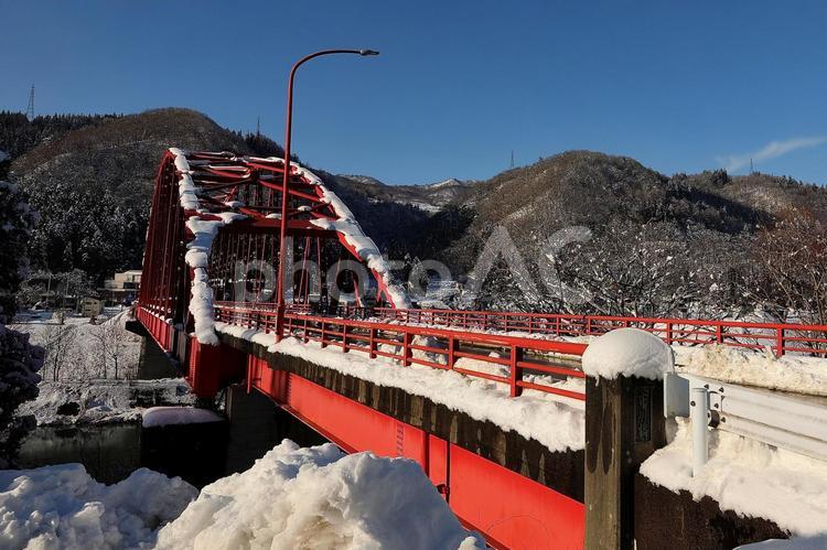 雪の橋1 風景,壁紙,背景の写真素材