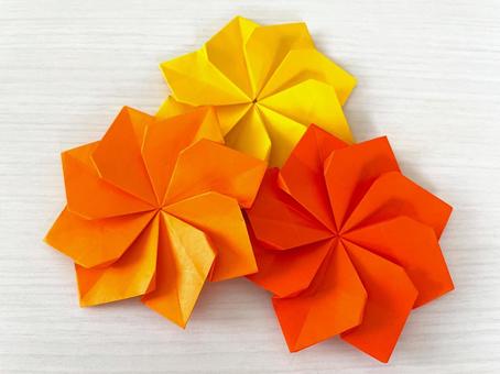 Origami work (three-dimensional dahlia flower) 1, JPG