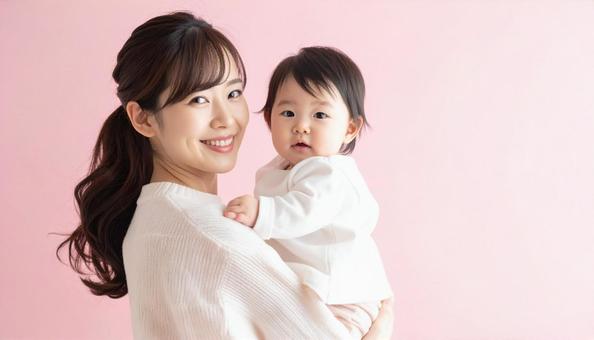 日本人のお母さんと子供 赤ちゃんと母親 日本人のお母さんと子供 赤ちゃんと母親の写真
