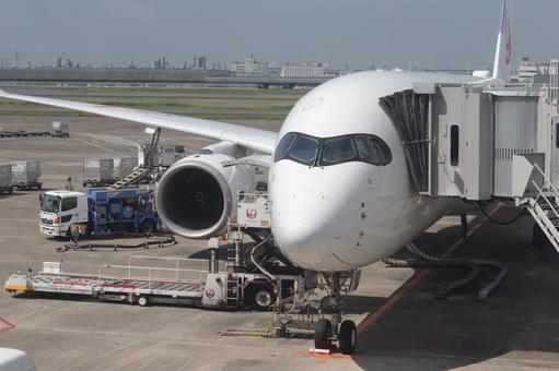 飛行機 飛行機 飛行機,jal,空港の写真素材
