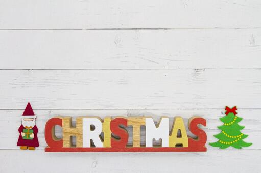 CHRISTMASの文字と飾り クリスマス,アルファベット,サンタクロースの写真素材