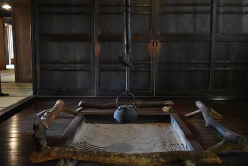 Hearth 4, JPG Hearth 4, JPG